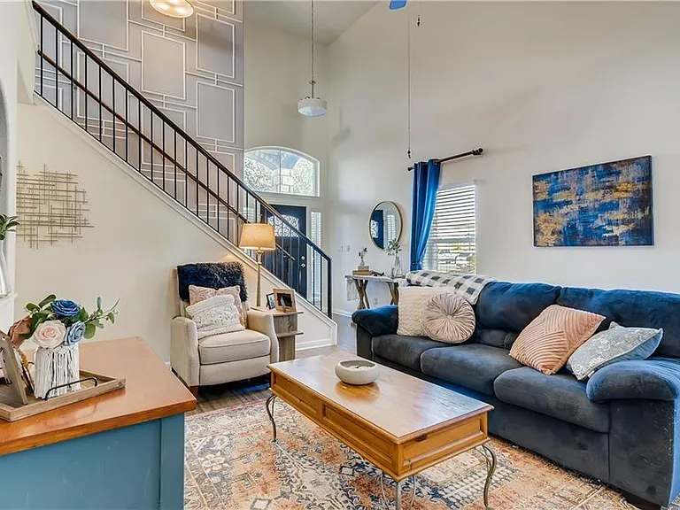 221 Purple Martin Ave — Photo 8