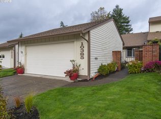 10385 SW Greenleaf Ter, Tigard, OR 97224