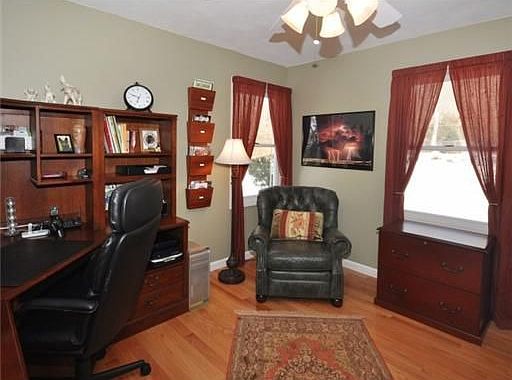 5th image of 61 Woodmark Way