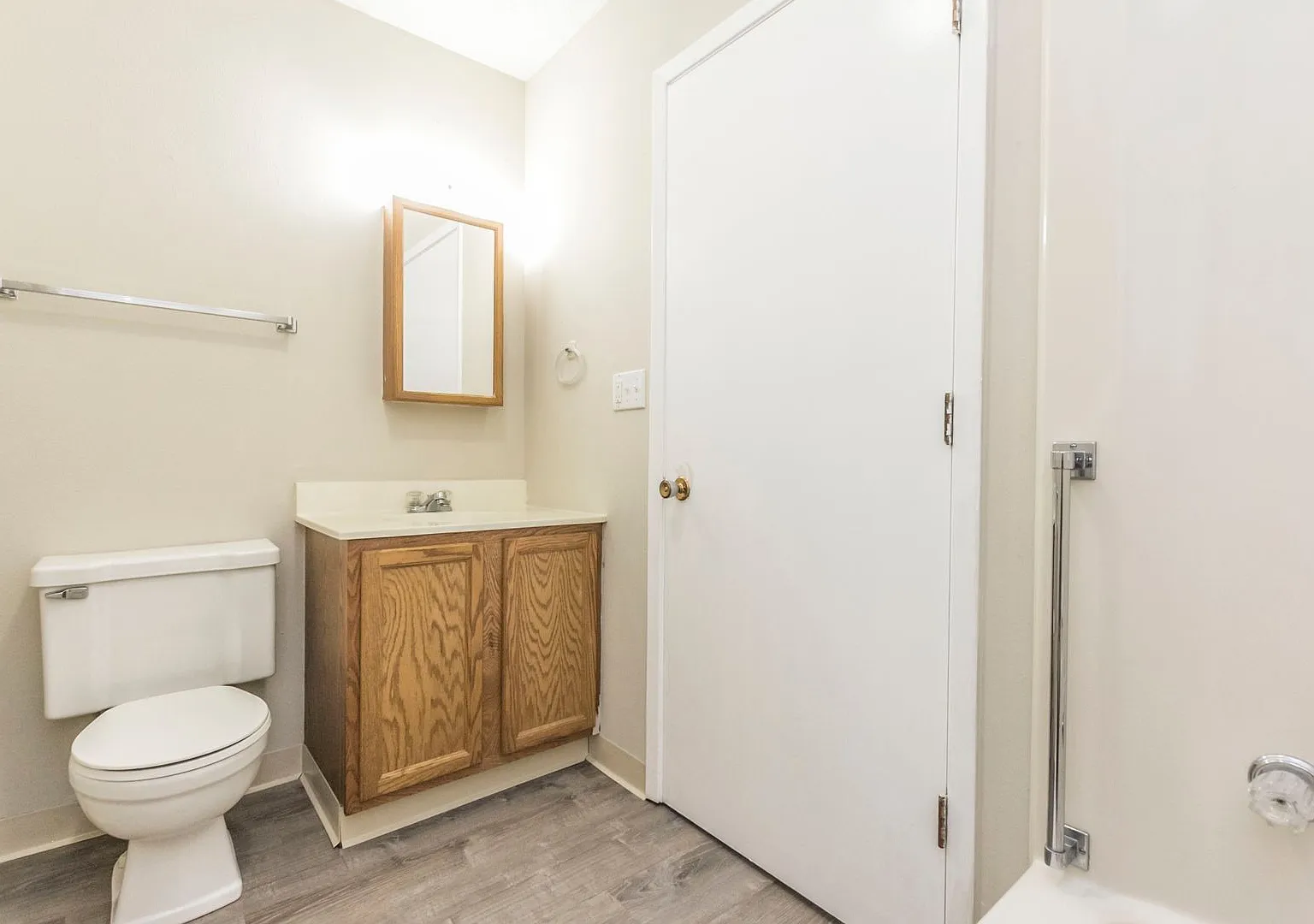 Perry Park Apartments — Photo 3