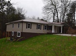 7 Lawing Rd, Marion, NC 28752