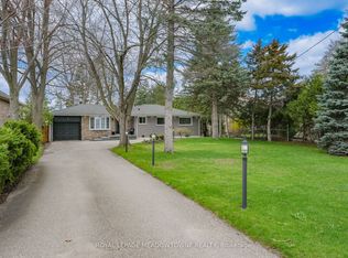 4 Chipper Ct, Halton Hills, ON L7G1L3