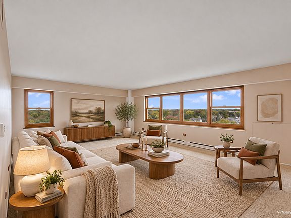 5th image of 141 N La Grange Rd APT 901
