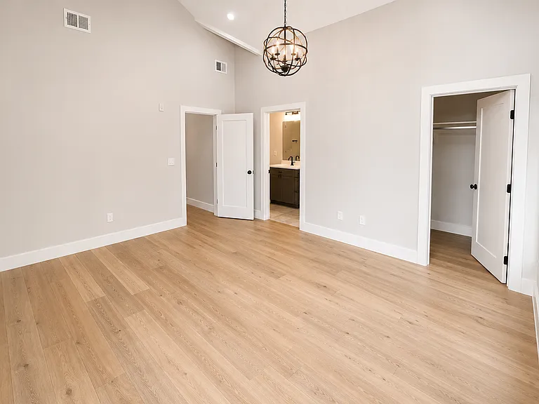 300 Somerville Ave #I — Photo 13