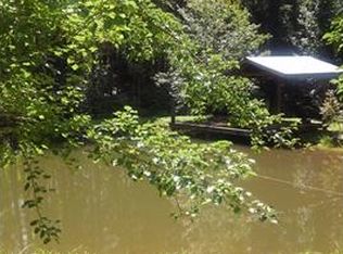 447 Flint Gap Dr, Marshall, NC 28753