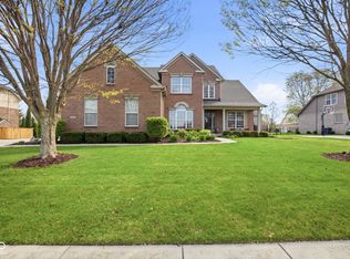 10514 Stonegate Dr, Fishers, IN 46040