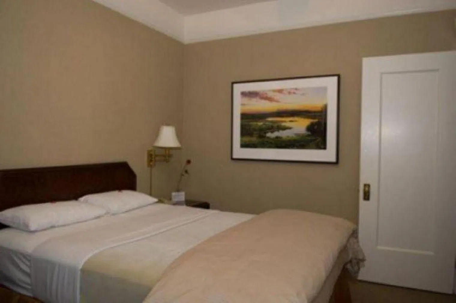 1 bed, 1.0 bath, 269 sqft, $9,120 — Photo 4