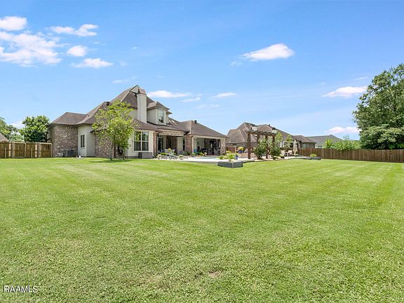 4th image of 123 Grandview Terrace Dr