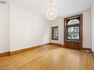 16 W 86th St #1A, New York, NY 10024