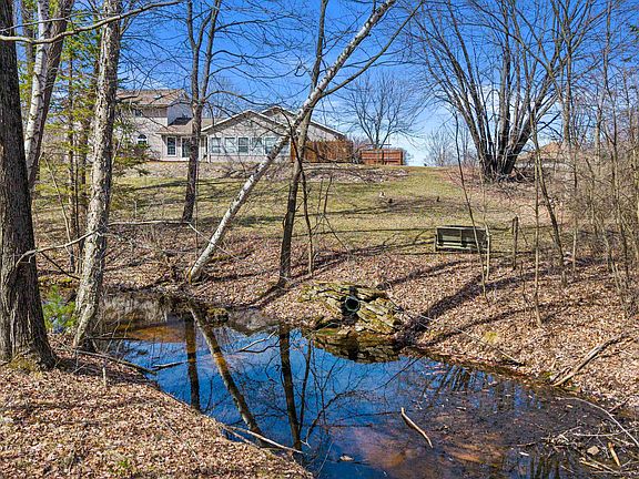 5th image of 801 Brentwood Dr