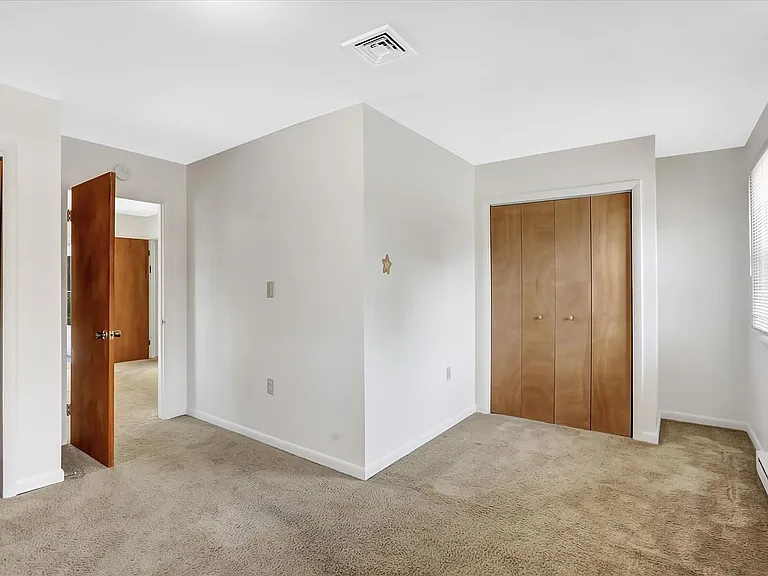 15 Stephen Rd — Photo 13