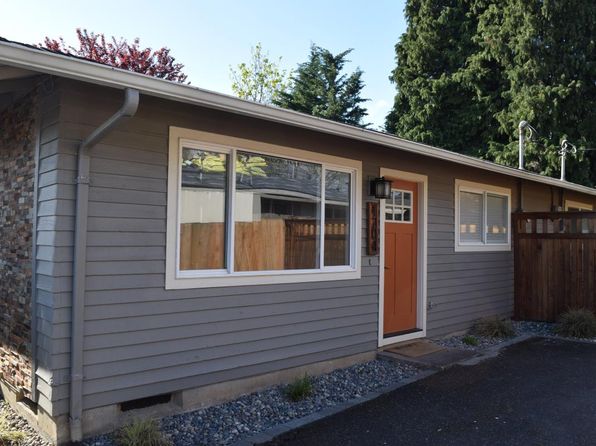 1204 W McLoughlin Blvd