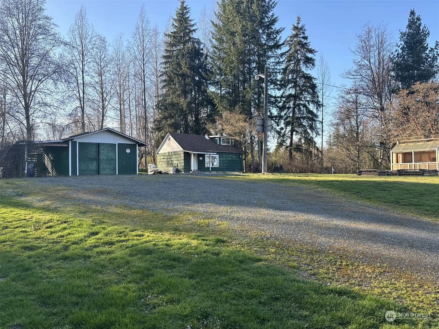 19210 3rd Avenue NE photo 1