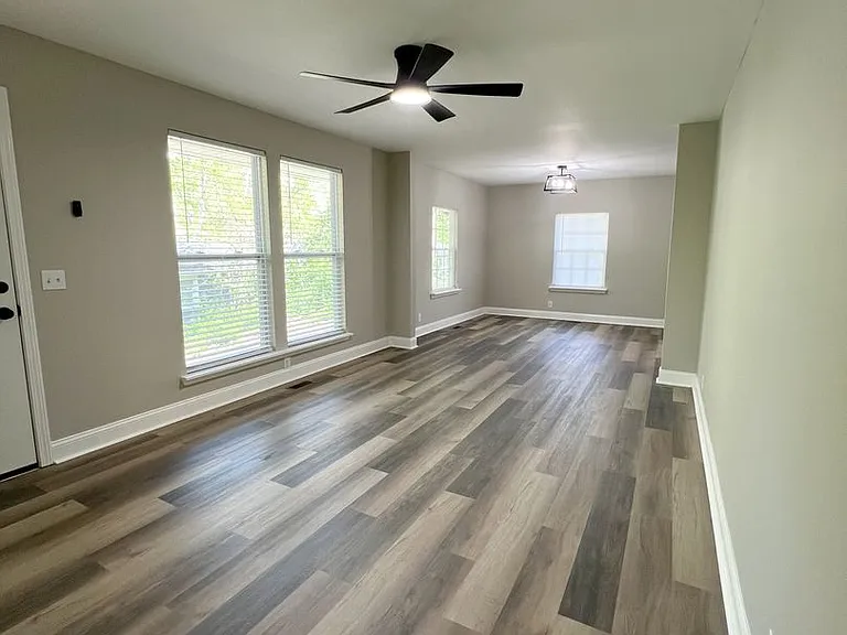 108 Wilson Ct — Photo 7