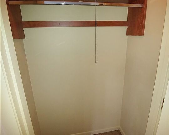 5th image of 2114 Klug Dr
