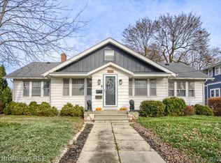 11003 Walker St, Grand Blanc, MI 48439