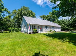 16 Wildflower Ln, Jamestown, RI 02835