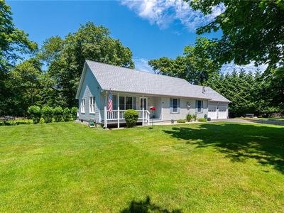 16 Wildflower Ln, Jamestown, RI, 02835