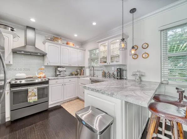 5640 SW 78th St #124C, Miami, FL 33143