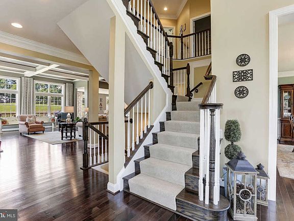 4th image of 15921 Emerson Manor Ct