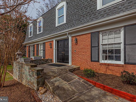 2nd image of 15201 Hannans Way