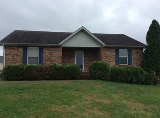1042 Bobcat Dr, Clarksville, TN 37042