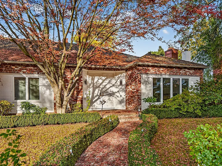 860 Monte Rosa Dr — Photo 1