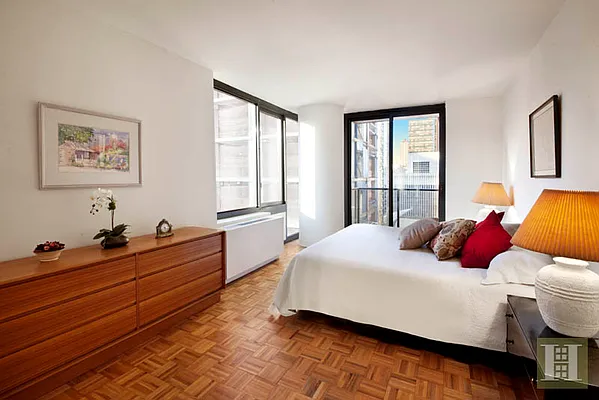 Sold by Halstead Real Estate | media 26