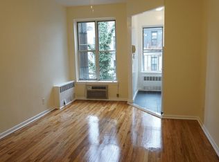 242 E 89th St APT 4B, New York, NY 10128