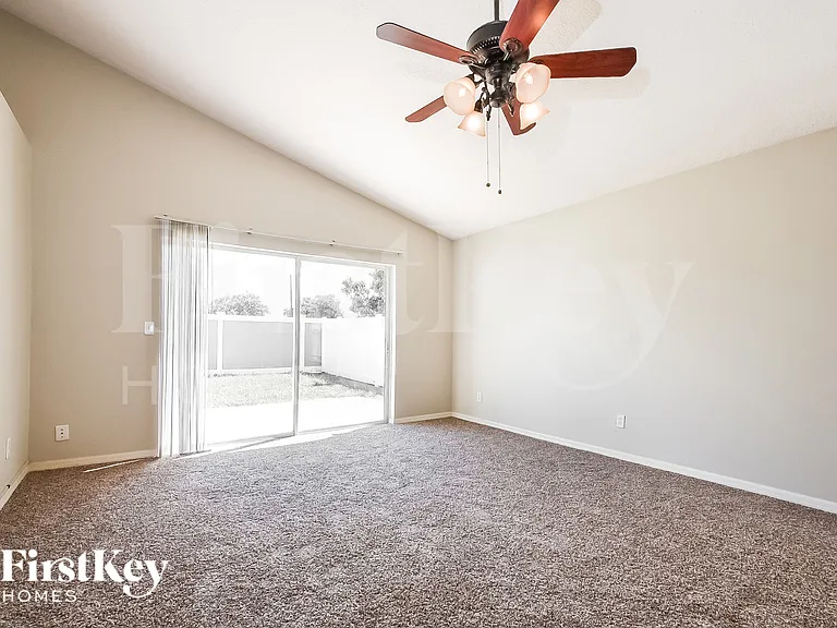536 Haines Trl — Photo 7