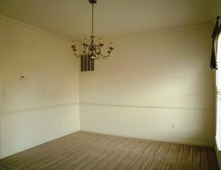 3rd image of 11 Wild Rose Dr