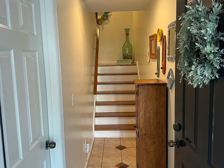 4739 Westwind Ct — Photo 2