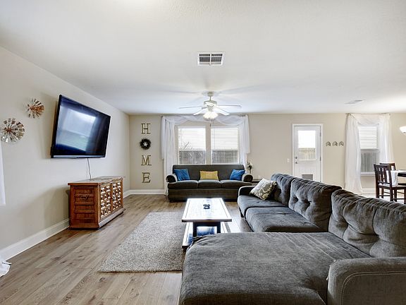 4th image of 3408 Autumn Bay Dr