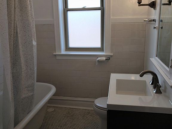 5th image of 4857 N Winchester Ave #2