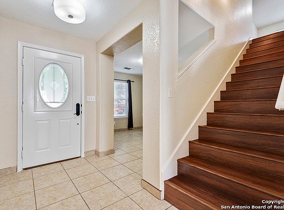 4th image of 8510 Adams Hill Dr