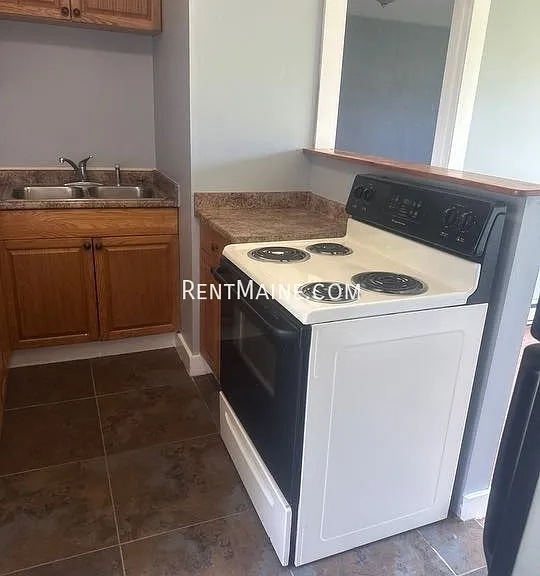 1181 Augusta Rd #4 — Photo 2
