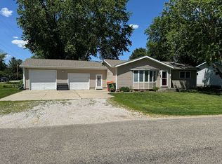 620 Ray St, Colo, IA 50056