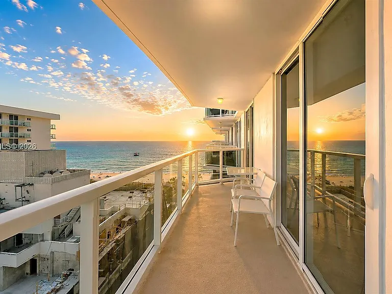 2401 Collins Ave #1709 — Photo 3