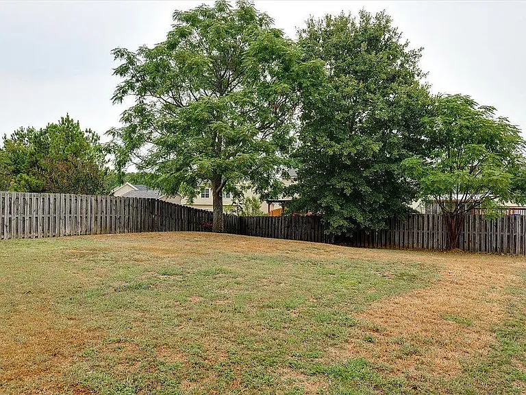 756 Keyes Dr — Photo 26