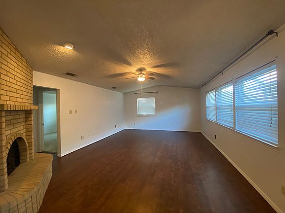 4th image of 4418 Fairgate Dr