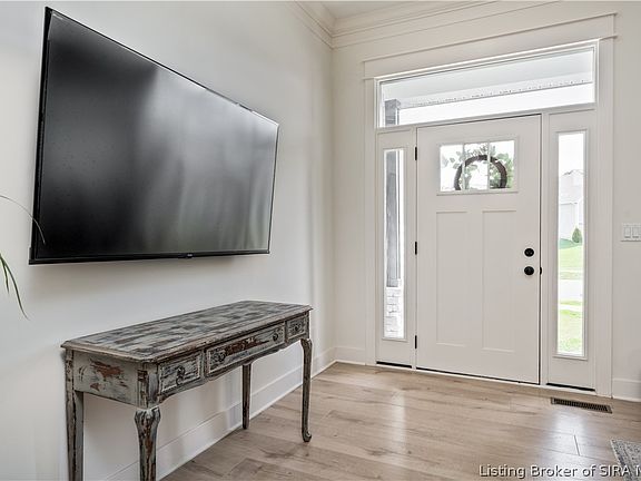 5th image of 6019 Crestview Lane