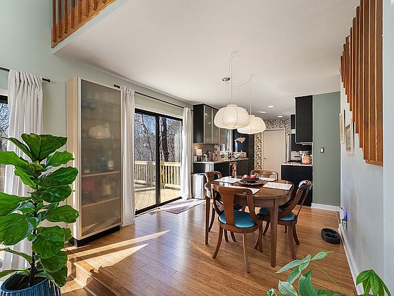 3rd image of 2901 Debra Dr