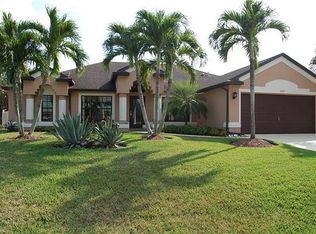 2212 SW 43rd Ln, Cape Coral, FL 33914