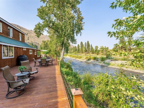 8 Beulah Road, Carlton, WA 98814