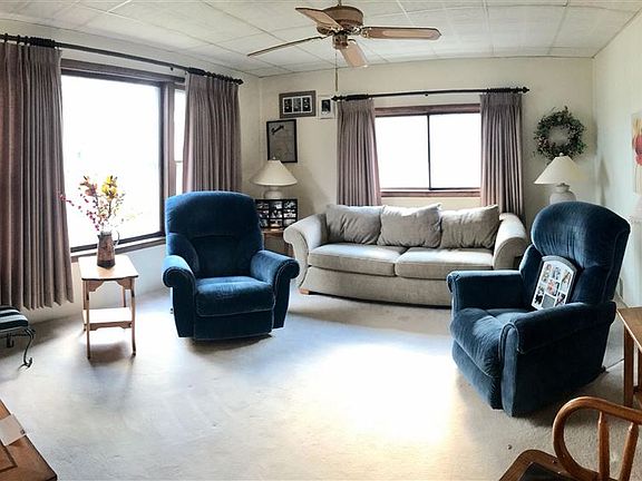 3rd image of 805 Litchfield St