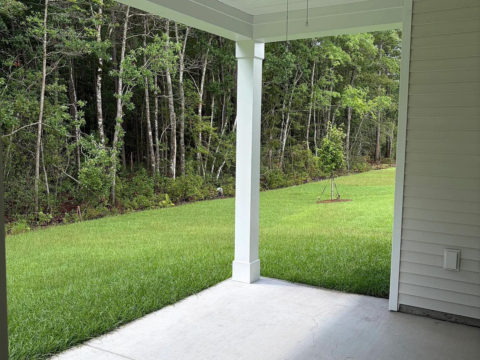 3 bed, 1700 sqft, $2,600 — Photo 2