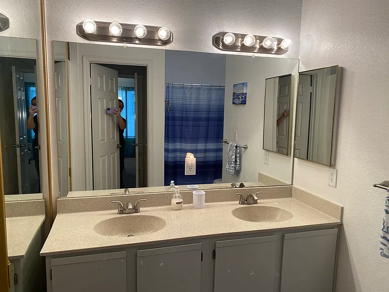 S Seawynds Blvd — Photo 22