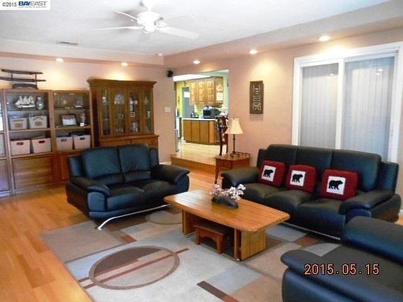 5th image of 34467 Bacon Pl