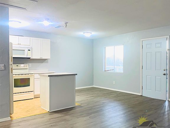3rd image of 515 Silver Beach Ave APT 7