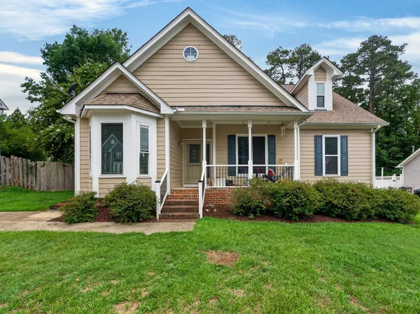2808 Tryon Pines Dr, Raleigh, NC 27603